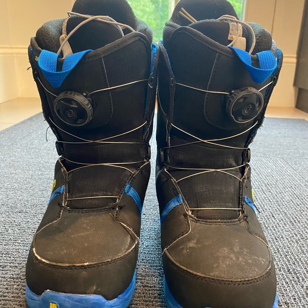 snow boots